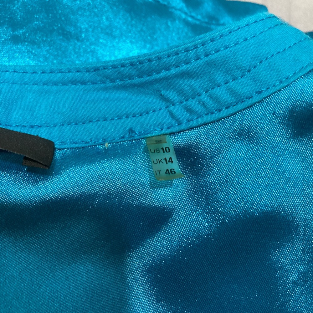 Tahari 
Aqua Blue sleeveless dress 
10 Lined - Picture 4 of 8